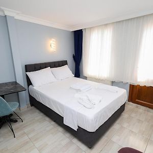 Camera con letto king size
